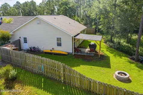 423 Blue Pennant Court Sneads Ferry NC 28460