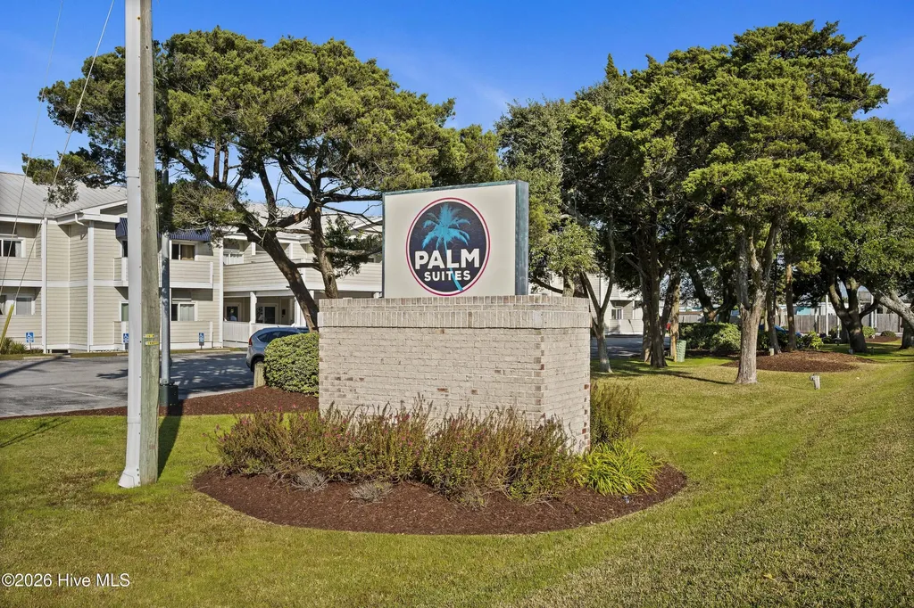 602 W Fort Macon Road Atlantic Beach NC 28512