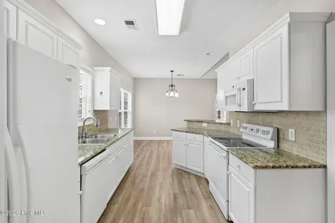 10 Topsail Court Calabash NC 28467