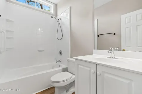10 Topsail Court Calabash NC 28467