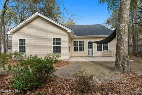10 Topsail Court Calabash NC 28467