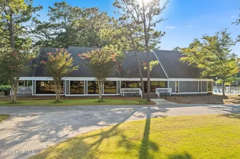 10 Topsail Court Calabash NC 28467