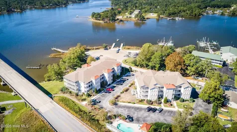 300 Midyette Street Oriental NC 28571