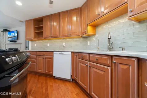 300 Midyette Street Oriental NC 28571