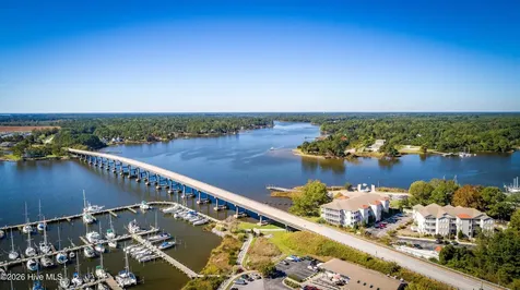 300 Midyette Street Oriental NC 28571