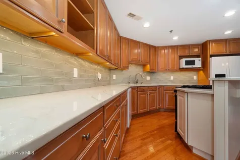300 Midyette Street Oriental NC 28571