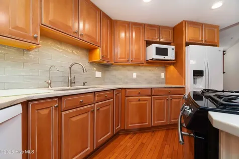 300 Midyette Street Oriental NC 28571