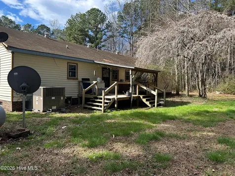 1039 Pine Ridge Road Merry Hill NC 27957