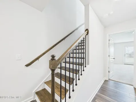 2709 Chert Lane Raleigh NC 27610