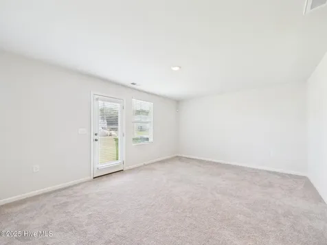 2709 Chert Lane Raleigh NC 27610