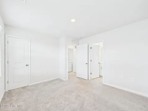 2709 Chert Lane Raleigh NC 27610