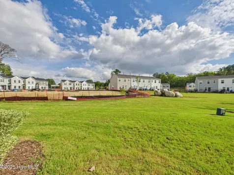 2709 Chert Lane Raleigh NC 27610