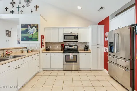 2605 E Boiling Spring Road Southport NC 28461