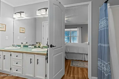 212 NE 33rd Street Oak Island NC 28465