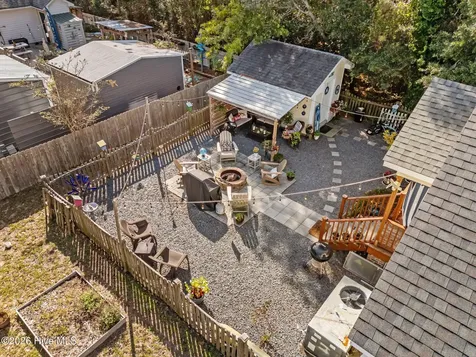 212 NE 33rd Street Oak Island NC 28465