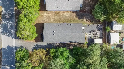 212 NE 33rd Street Oak Island NC 28465