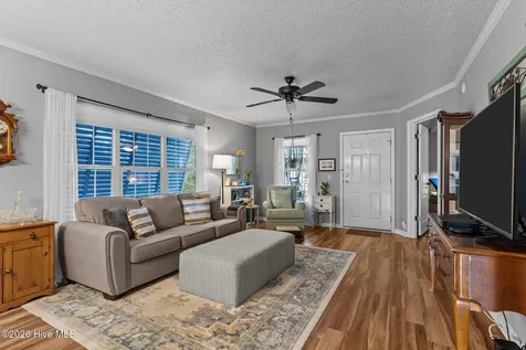 212 NE 33rd Street Oak Island NC 28465
