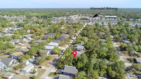 212 NE 33rd Street Oak Island NC 28465