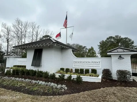 1629 Herons View Drive Wilmington NC 28401