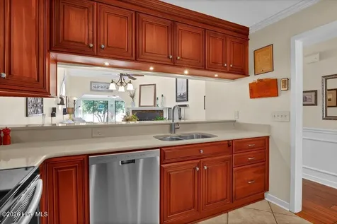 5922 Chester Street Wilmington NC 28405
