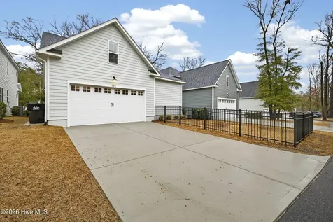708 Chair Road Castle Hayne NC 28429