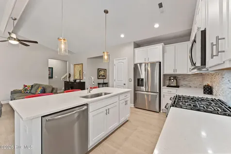 207 Rough Ridge Trail Aberdeen NC 28315