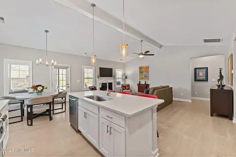 207 Rough Ridge Trail Aberdeen NC 28315