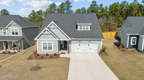 207 Rough Ridge Trail Aberdeen NC 28315