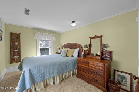 506 Broad Street Oriental NC 28571