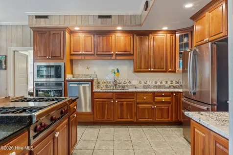 667 Yadkin Road Southern Pines NC 28387