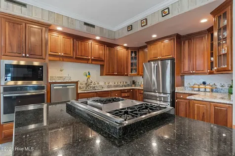 667 Yadkin Road Southern Pines NC 28387