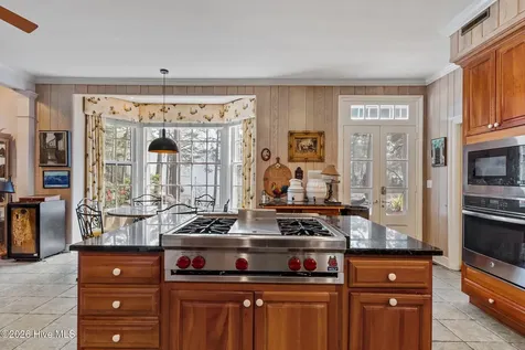 667 Yadkin Road Southern Pines NC 28387