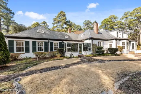 667 Yadkin Road Southern Pines NC 28387