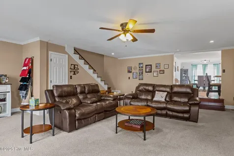 19 Arrowhead Drive Hubert NC 28539