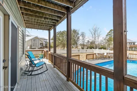 19 Arrowhead Drive Hubert NC 28539