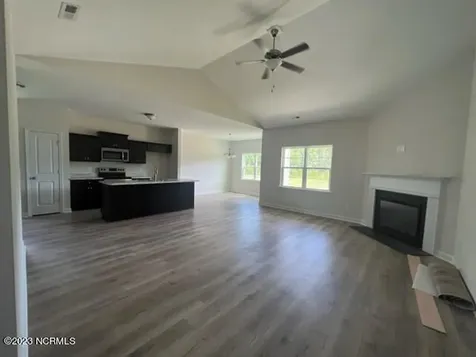313 Cotton Hill Place Hubert NC 28539
