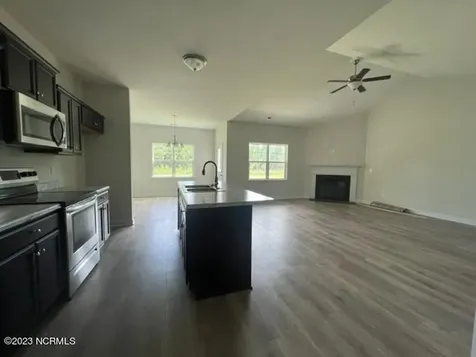 313 Cotton Hill Place Hubert NC 28539