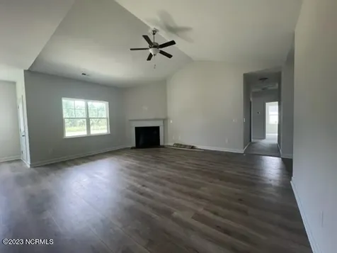 313 Cotton Hill Place Hubert NC 28539