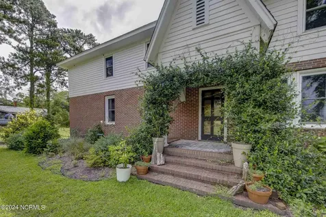 264 Main Street Swanquarter NC 27885