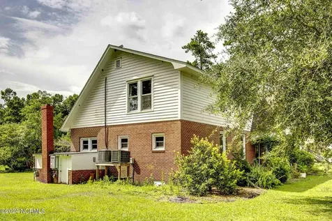 264 Main Street Swanquarter NC 27885