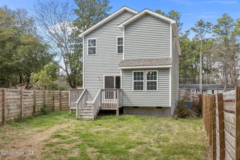 645 S Gaines Street Southern Pines NC 28387
