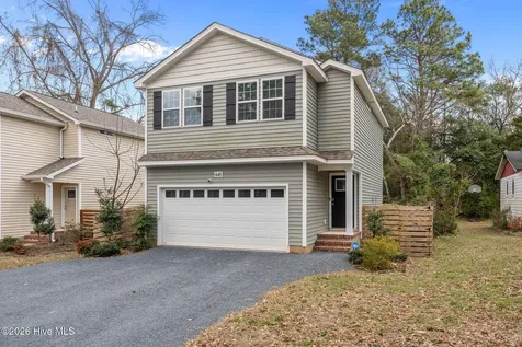 645 S Gaines Street Southern Pines NC 28387