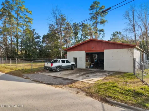 101 Watering Street Tabor City NC 28463