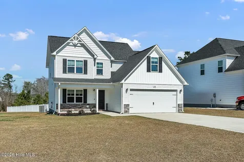 218 Purple Martin Drive Hubert NC 28539