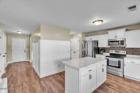 218 Purple Martin Drive Hubert NC 28539