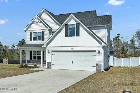 218 Purple Martin Drive Hubert NC 28539