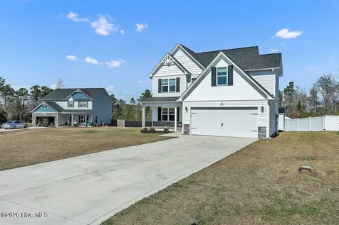 218 Purple Martin Drive Hubert NC 28539