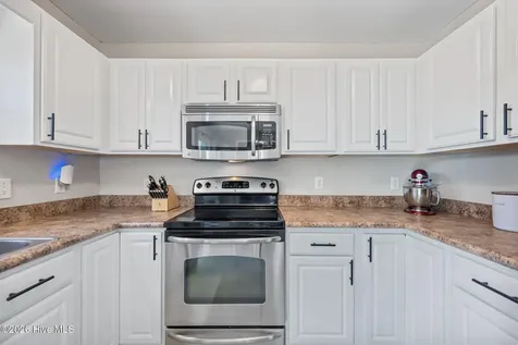 411 Tree Court Holly Ridge NC 28445