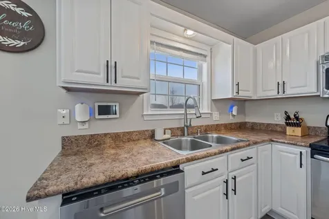 411 Tree Court Holly Ridge NC 28445