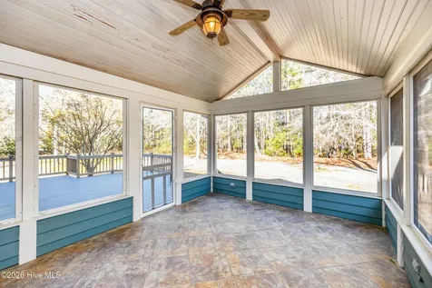35 Harold Court Hampstead NC 28443